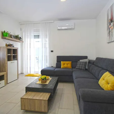 Unit_type_semidetached_house 45130 Holiday home *